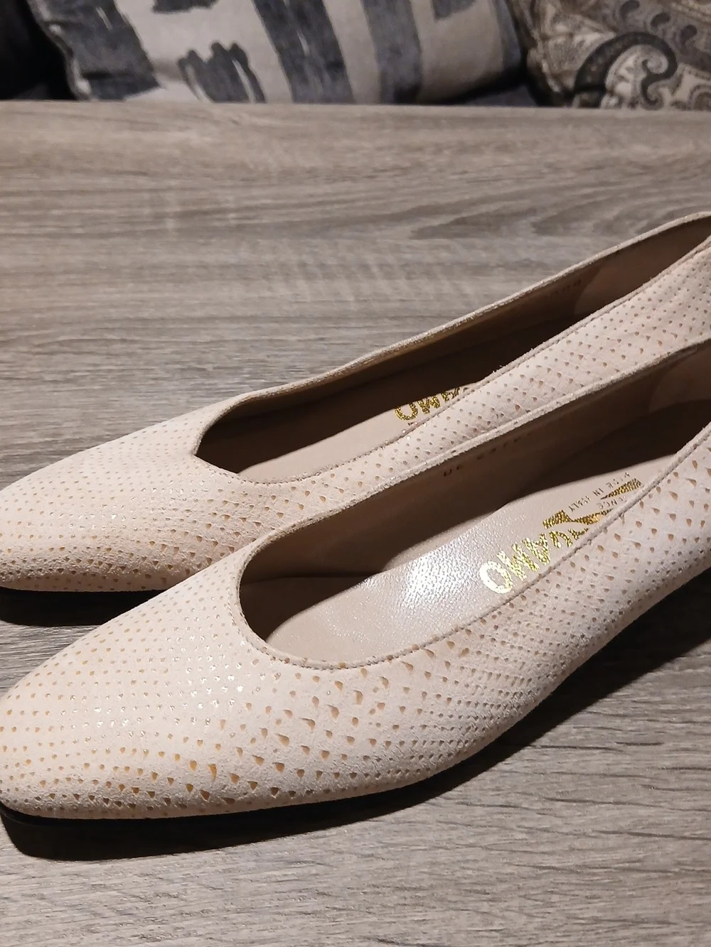 Salvatore Ferragamo Vintage White Perforated Suede Ballet Flats Sz 6.5